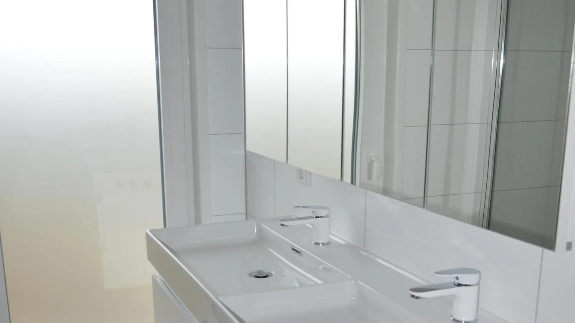 Spacious Holiday Home In Bemelen
